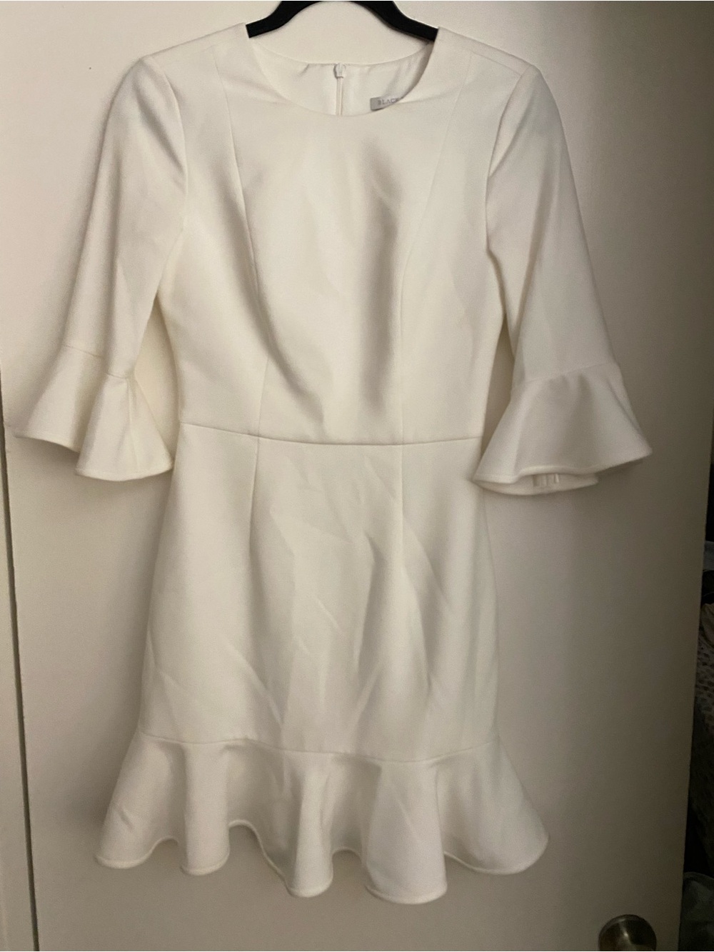 Black Halo Elegant White Ruffle-Sleeve Dress